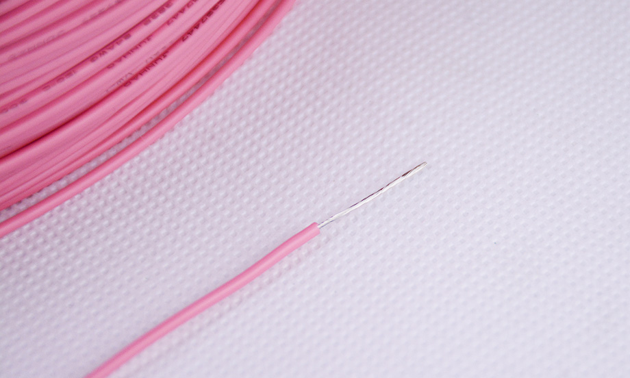 1-1P529134331215 UL3239-28AWG高压硅胶电线产品图