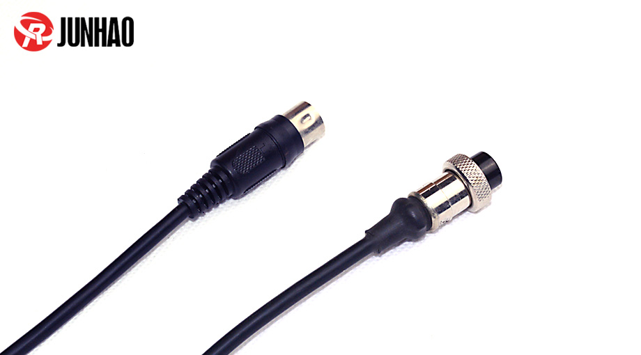 1-1Z42P94944T9 Multicore male and female plug cable